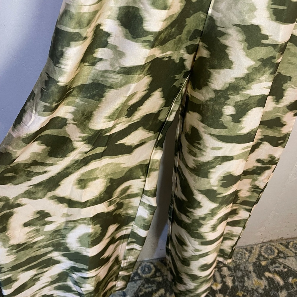 #0194-Made in Italy Green and Cream Strapless Jumpsuit - Picture 3 of 6